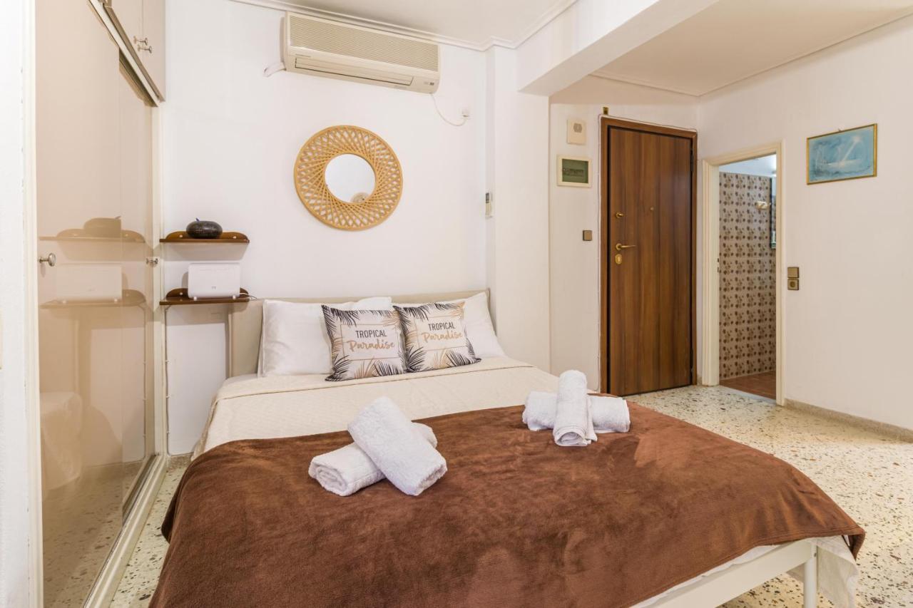Loutraki Beach & Casino Condo Экстерьер фото